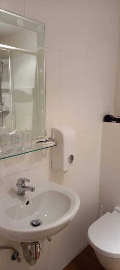 Hotel De Croone Ninove Εξωτερικό φωτογραφία